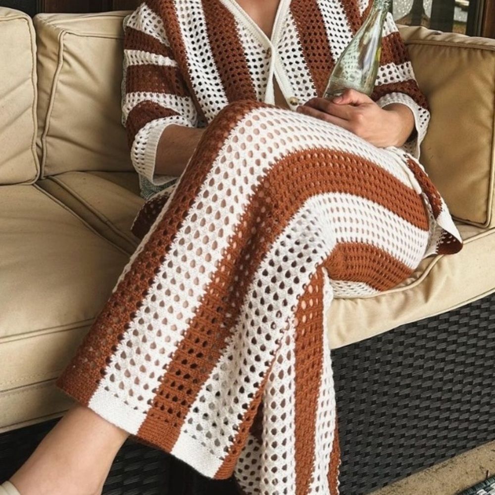 NWT Solitaire Crochet Knitwear Pants in Cream and Brown size Medium